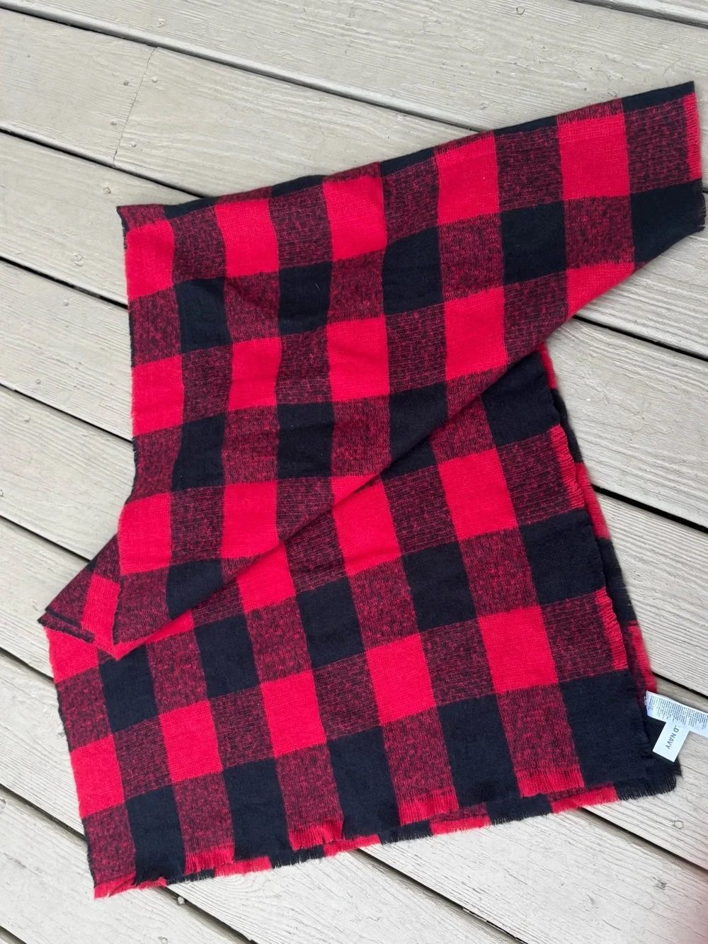 NWT OLD NAVY Unisex Res & Black Buffalo Plaid Long Scarf, Size: 76”L x 24”W